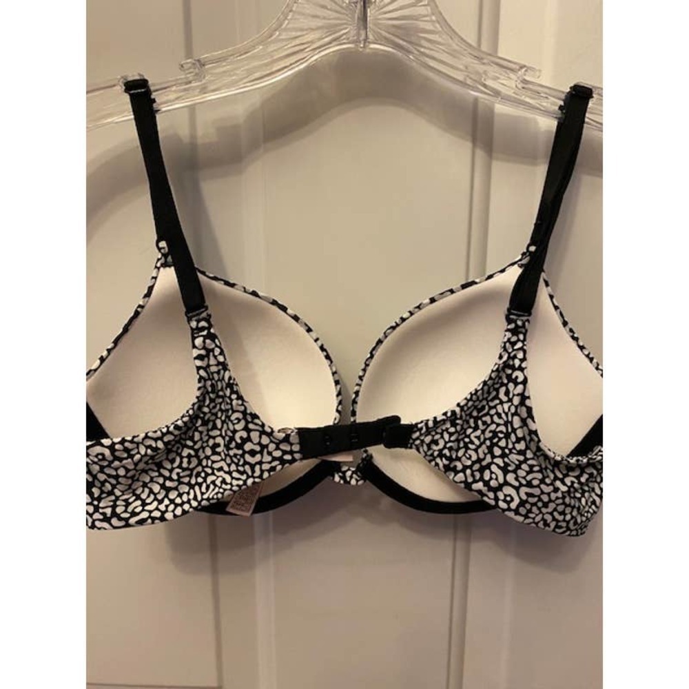 Victoria's Secret Push-Up Bra Black and White 34C‎ - Picture 2 of 3